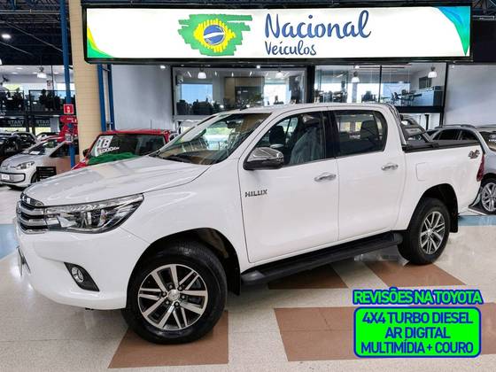 TOYOTA HILUX 2.8 SRX 4X4 CD 16V DIESEL 4P AUTOMÁTICO
